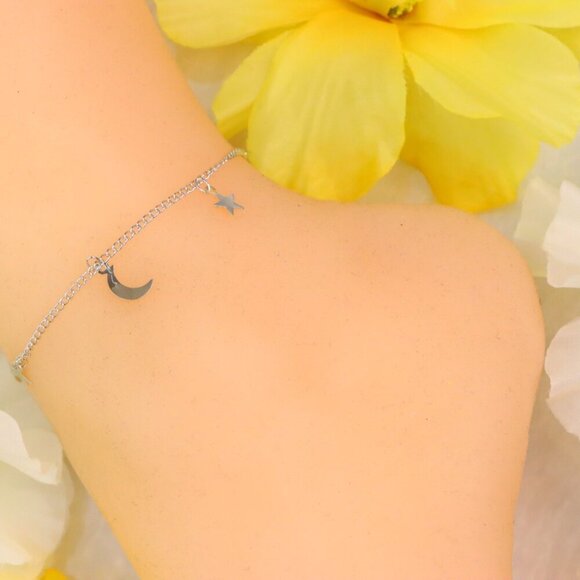 "Minimalist Anklet, Sleek & Modern Design, Women’s Fashion, YC110239-A - Picture 8 of 10